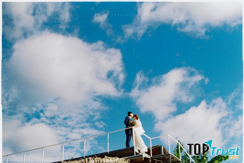 Mỗi album ra đời từ studio này mang một dấu ấn riêng của từng cặp đôi