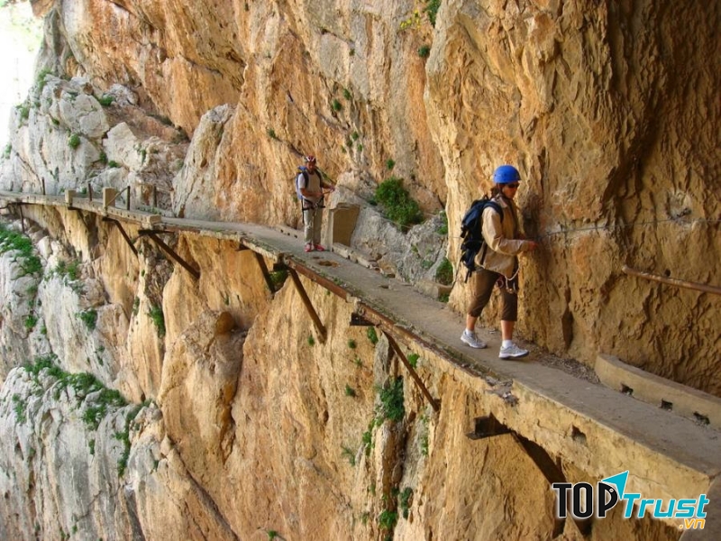 Đường bộ EI Caminito del Rey – Tây Ban Nha là một trong những con đường nguy hiểm trên Thế Giới