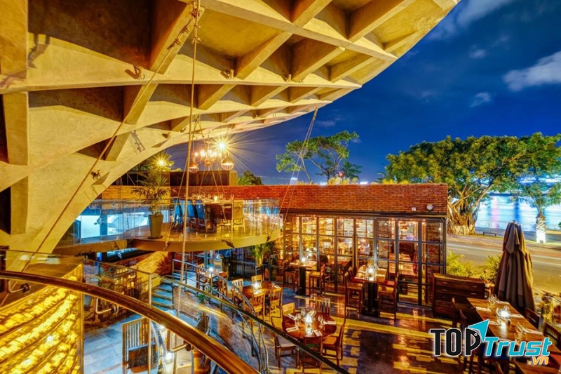 El Gaucho Steakhouse