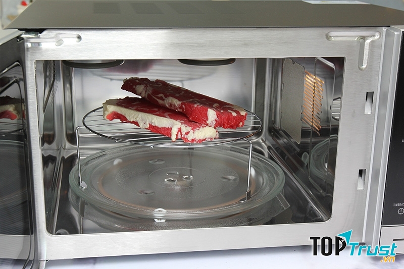 Lò vi sóng Electrolux EMS3087X 30 lít