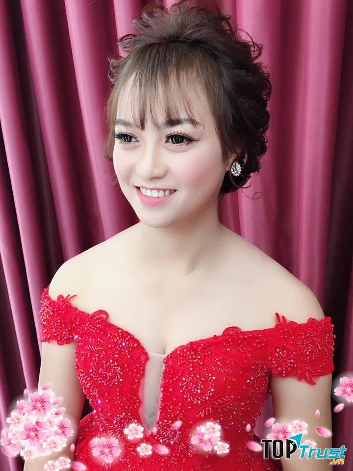 Elly Diễm Make Up