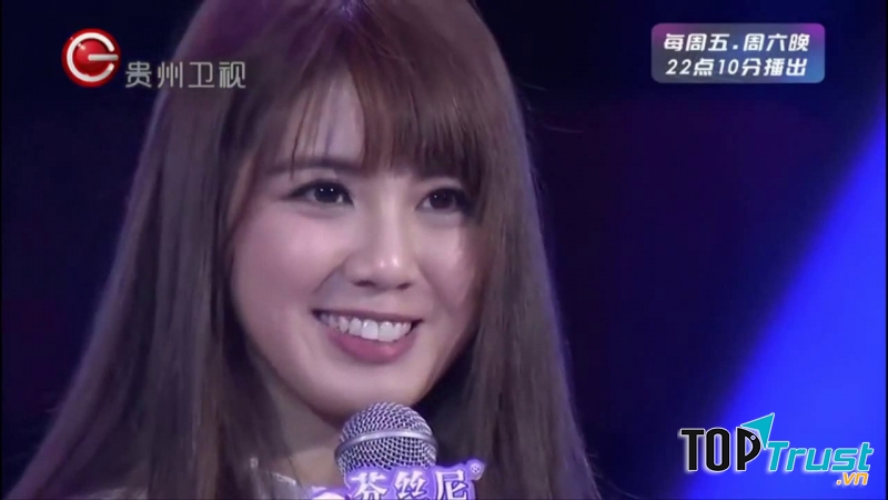 Lưu Tú Vi tại chương trình Phi thường hoàn mỹ