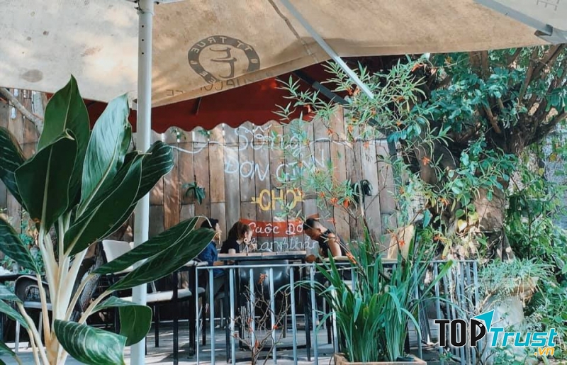 EMPI Coffee House
