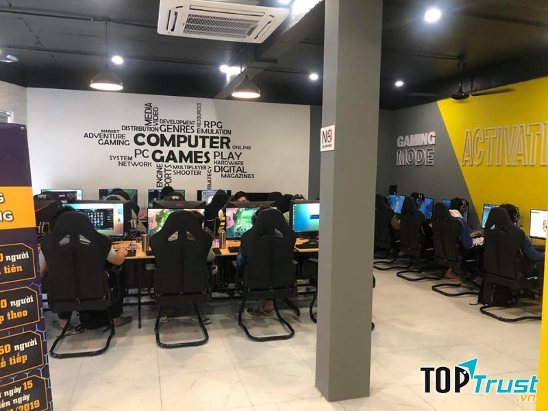 Không gian rộng rãi của Energy Cyber Gaming
