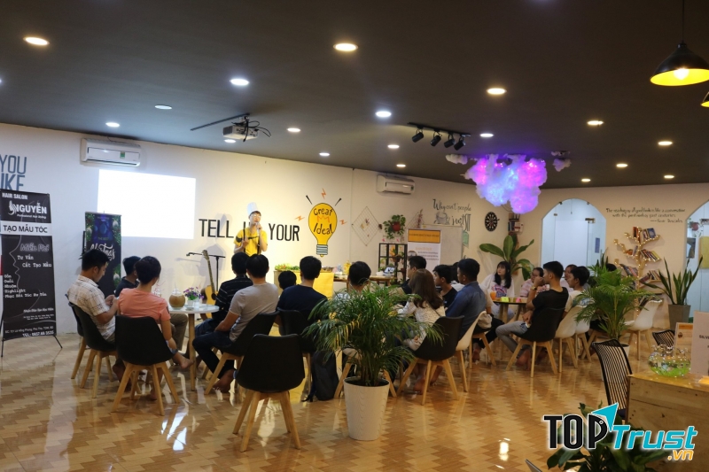 English Coffee House - Môi trường 100% tiếng Anh