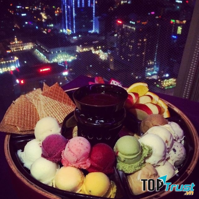 Lẩu kem EON 50 Café