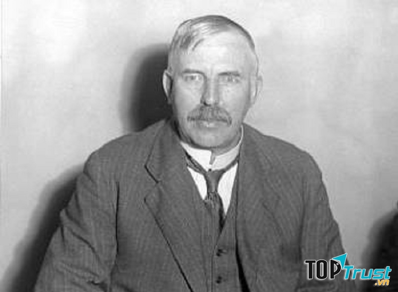 Ernest Rutherford (1871 – 1937)