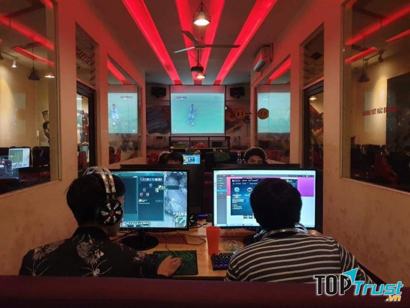 E.S Gaming