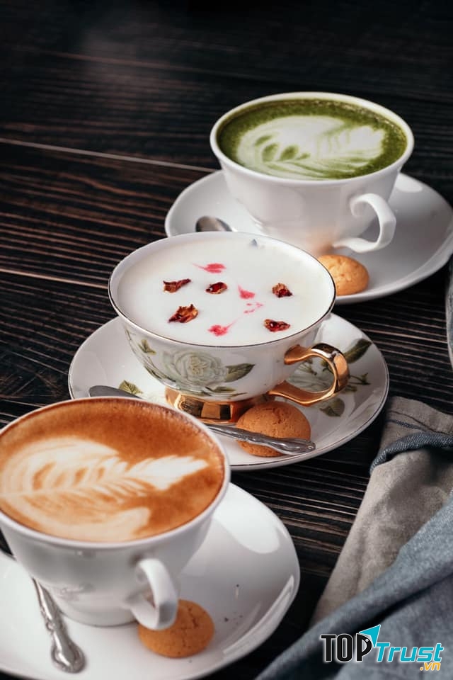 Trà Assam Ấn Độ tại Essie Tearoom and Bistro