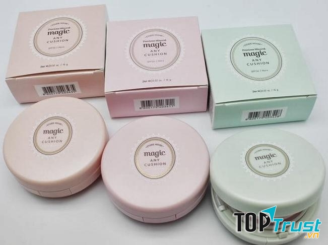 Phấn nước Etude House.