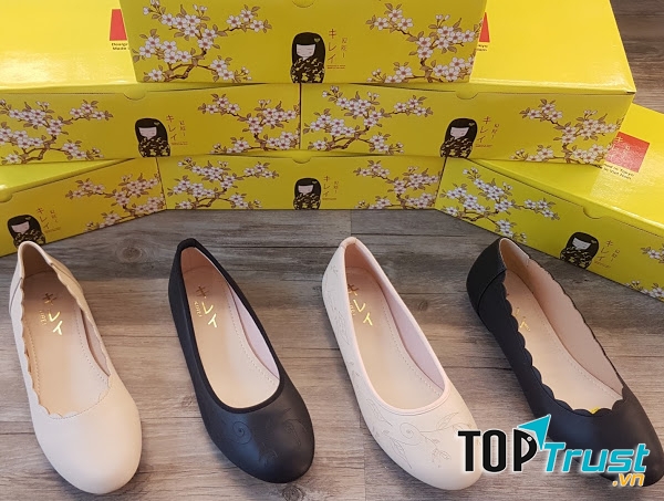 Giày bệt thoải mái, da thật đi rất êm chân