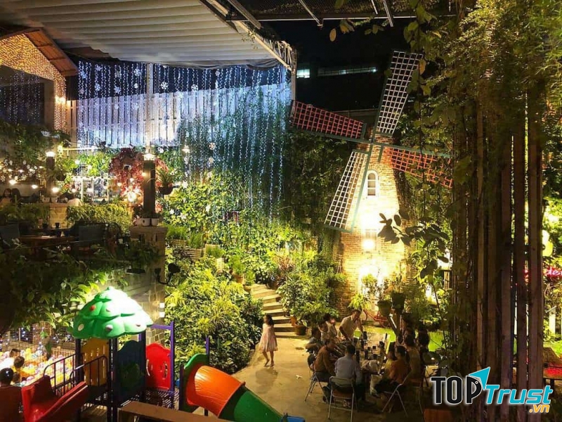 Một màu xanh mát như chốn bồng tiên