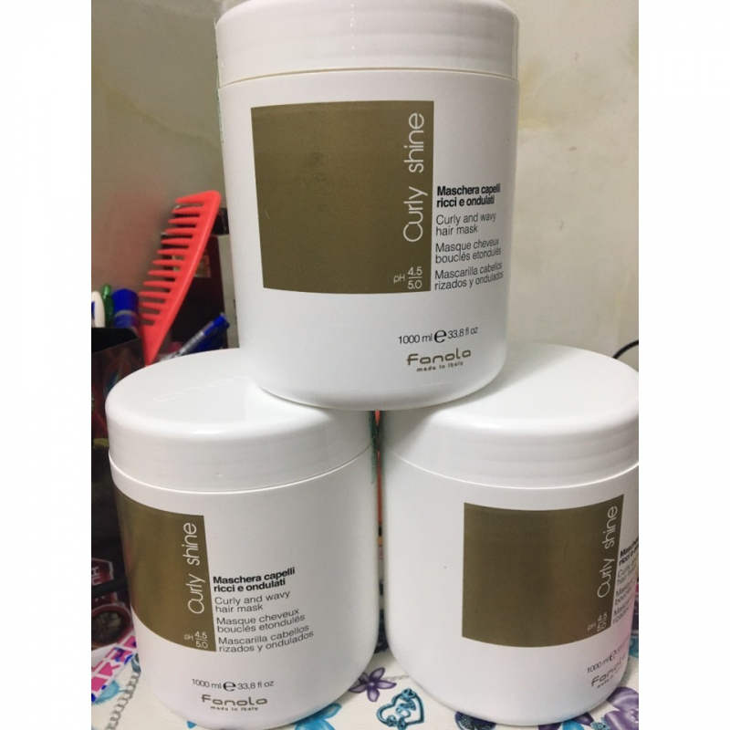 Điểm nổi bật của Fanola Curly Shine Hair Mask chính là﻿ mùi hương rất dễ chịu