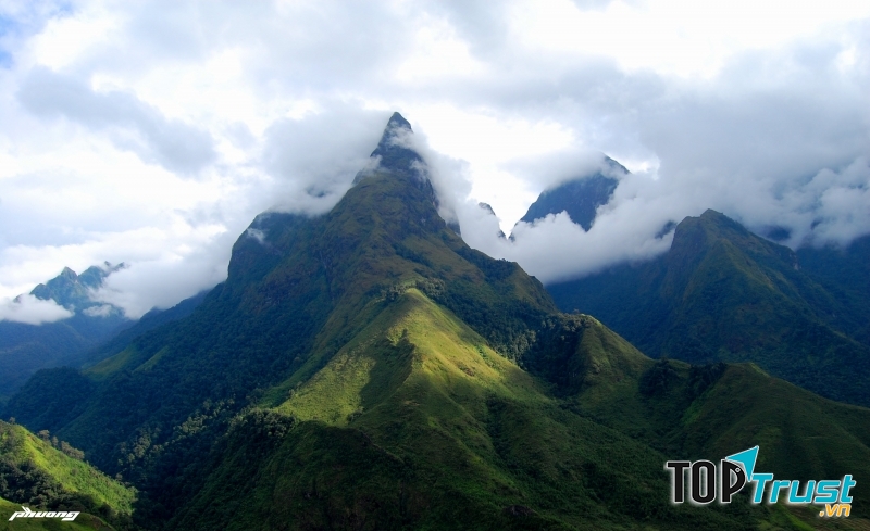 Fansipan (3,143 m)