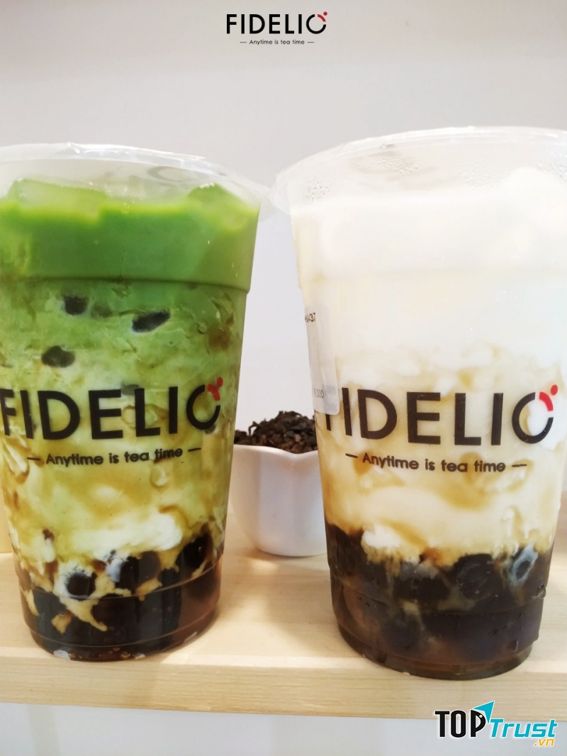 Đến với quán bạn sẽ được hưởng sự phục vụ tuyệt vời từ những nhân viên chuyên nghiệp, vui tính và cực chu đáo