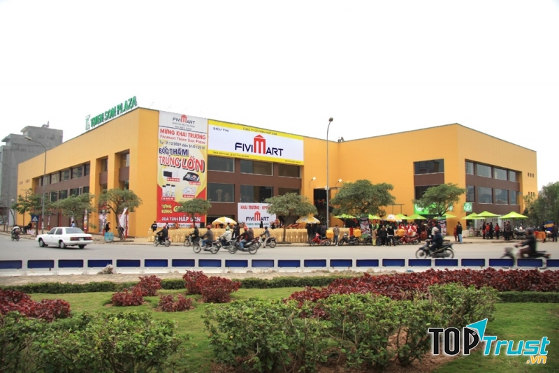 Siêu thị Fivimart.