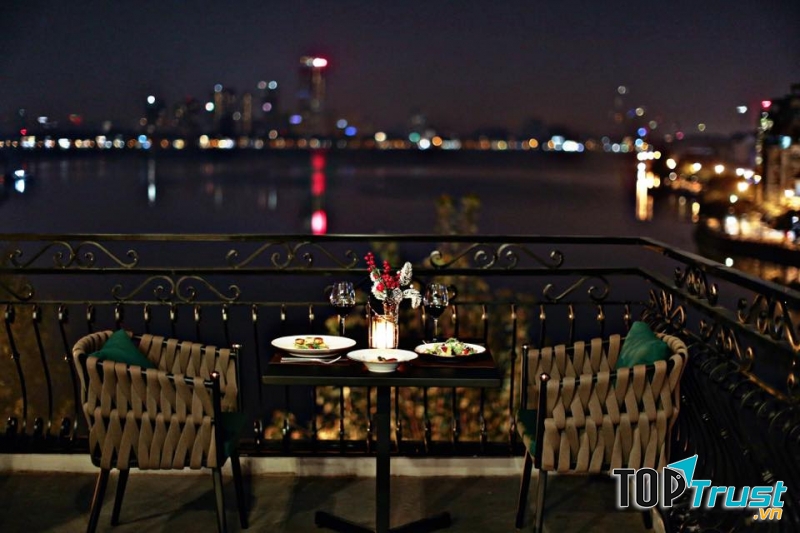 Flamant Bistro