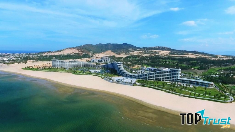 khách sạn FLC Luxury Hotel Quy Nhơn