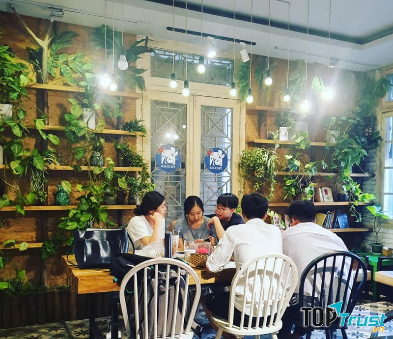 Hoa10Giờ Floral & Book Café - Hà Nội