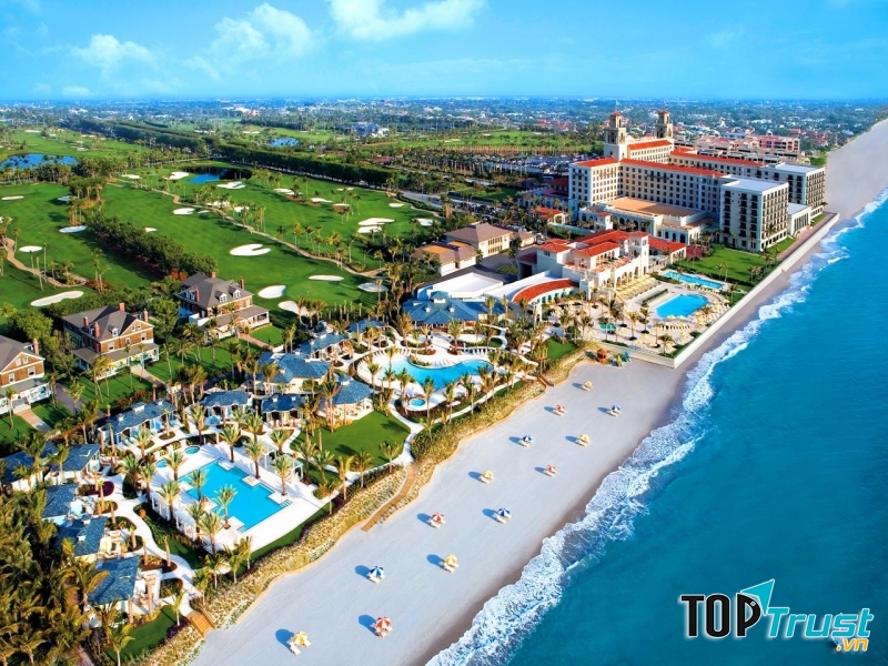 Bãi biển Miami - một trong những bãi biển đẹp nhất thế giới