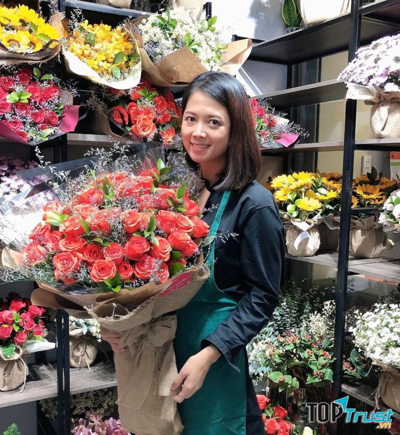 Flower Gau Con