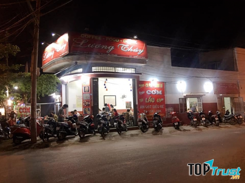 Quán Food 7 Drink Lương Thúy