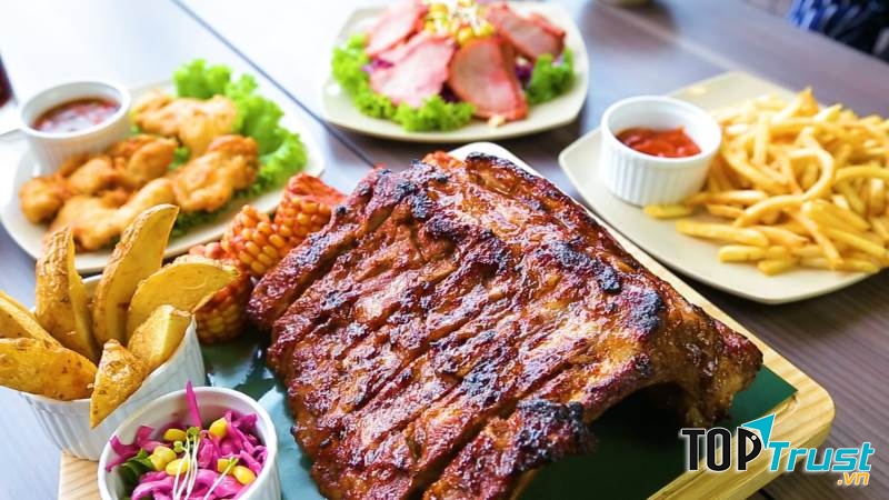 Thưởng thức sườn khò sốt Lava đậm vị...