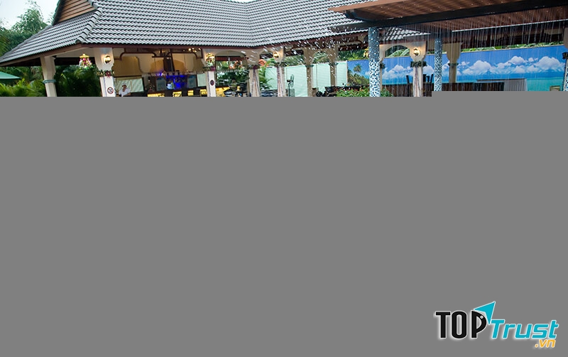 Forever Green Resort