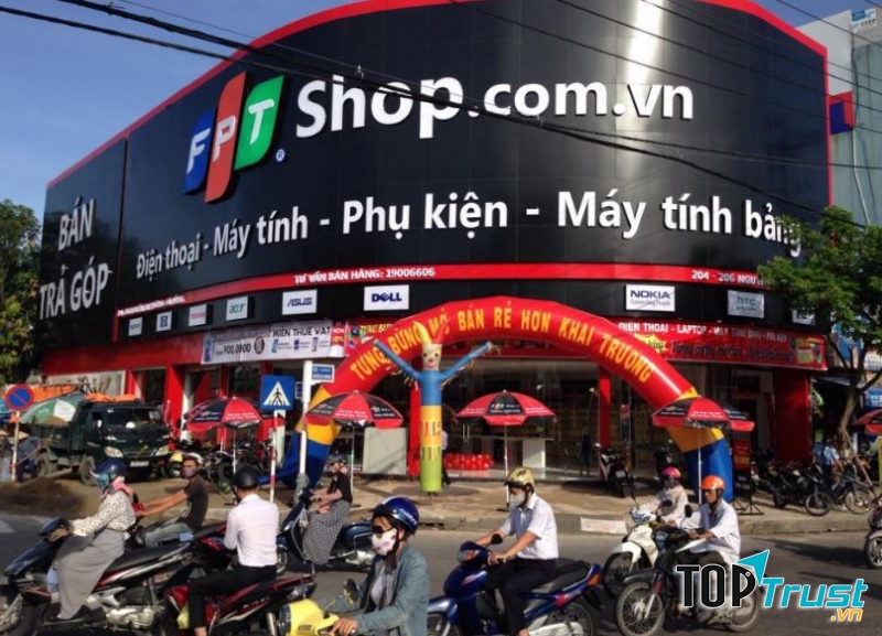 FPT Shop