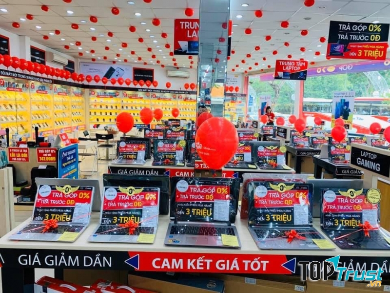 FPTShop 725 Quang Trung