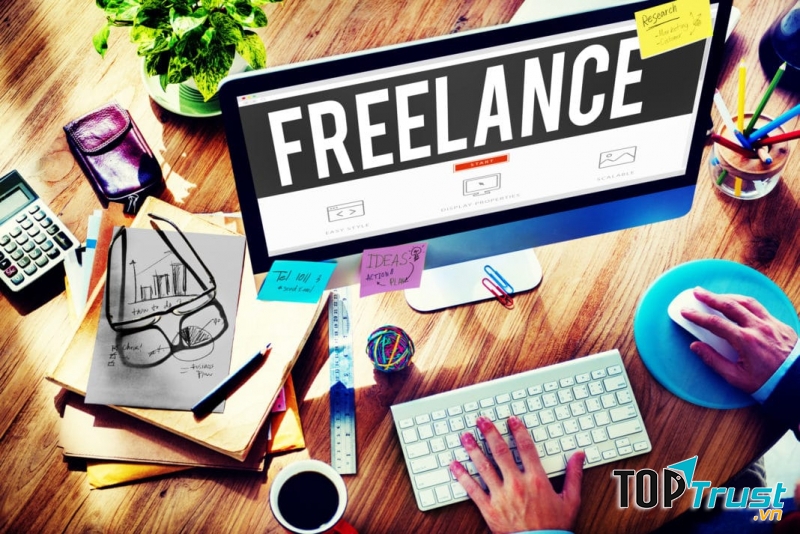 Freelancer là từ ngữ được sử dụng để chỉ về một ngành nghề không theo bất cứ một khái niệm công việc nào từ trước đến nay.