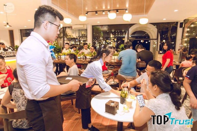 Không gian bên trong của Friends Coffee