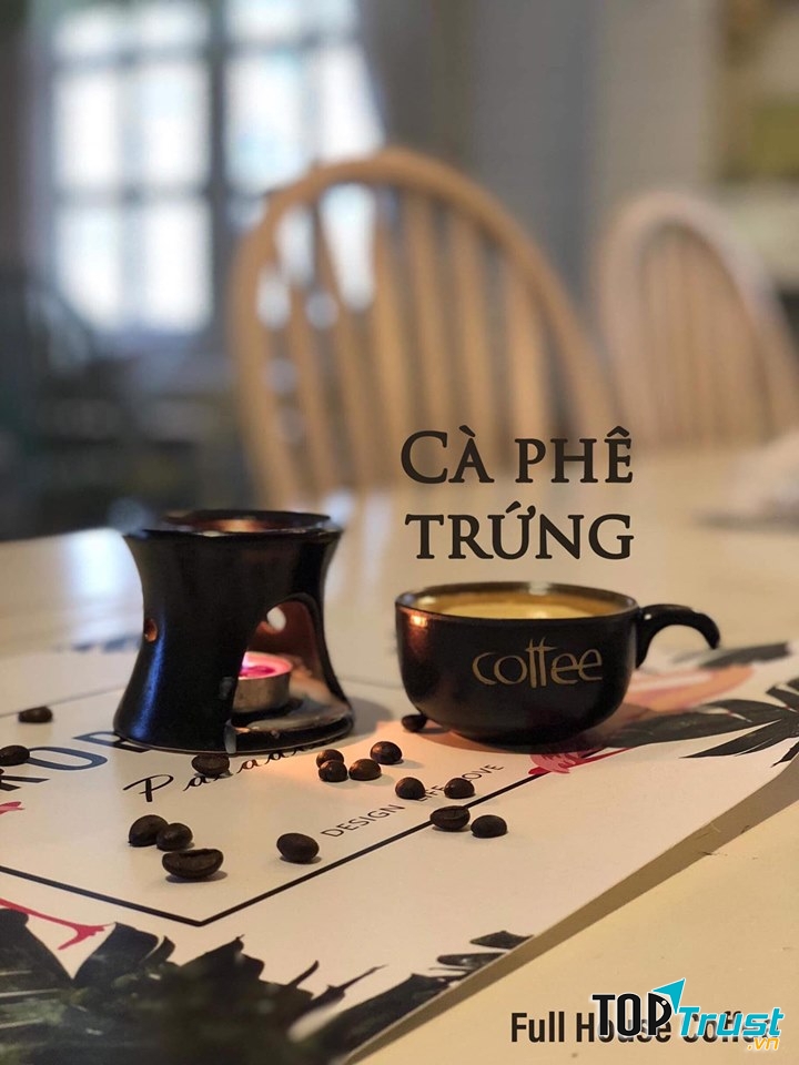 Thời tiết Đà Lạt se lạnh bên cốc cà phê thì còn gì tuyệt vời bằng