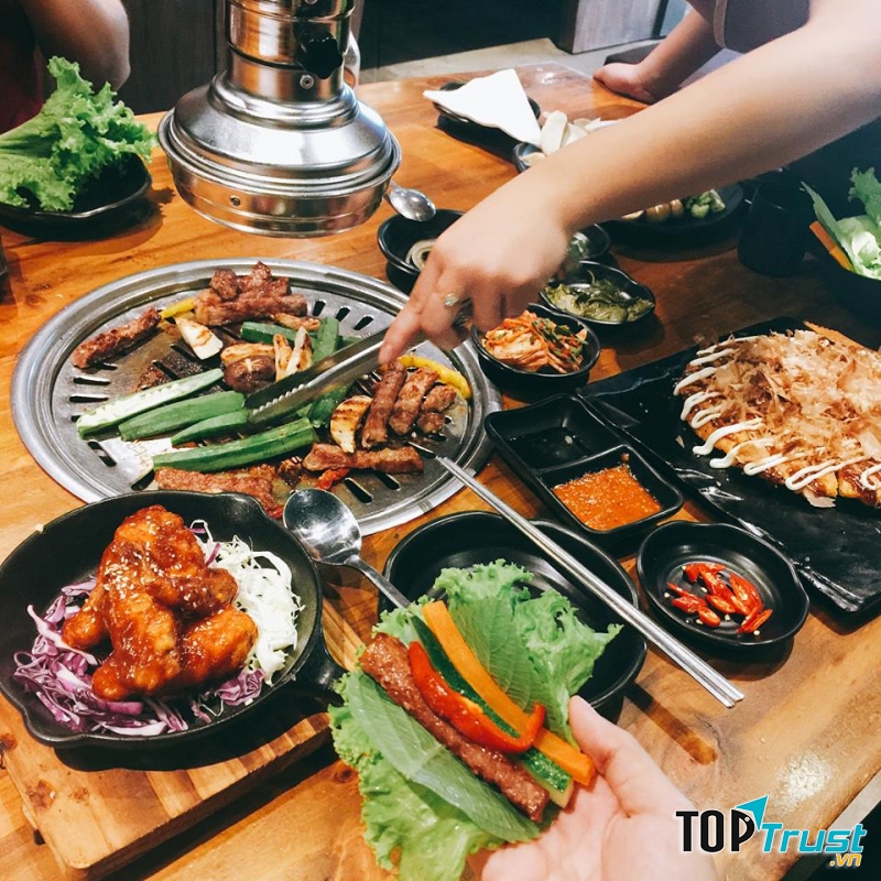 Đồ ăn được ướp gia vị vừa vặn