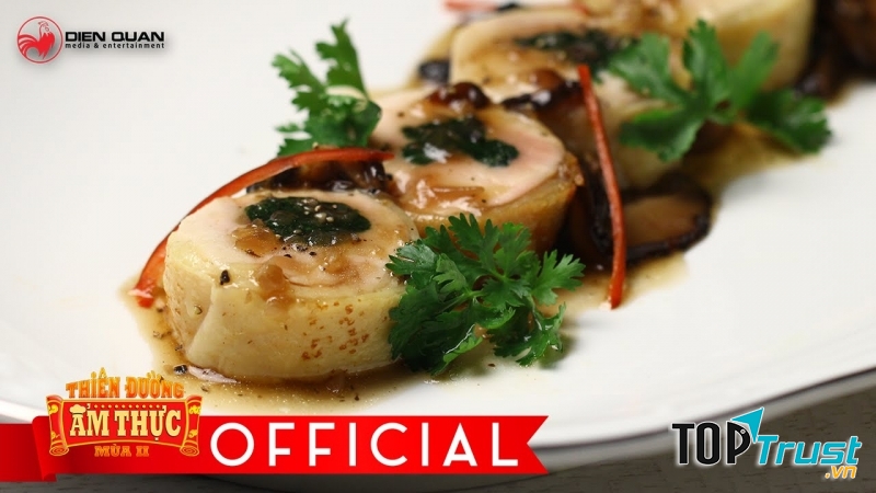 Gà cuốn cải bó xôi