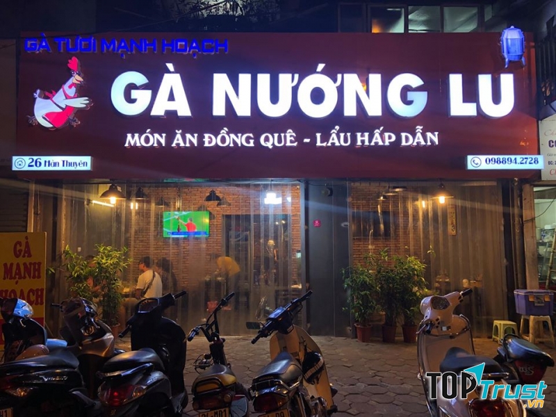 Gà nướng lu 26 Hàn Thuyên