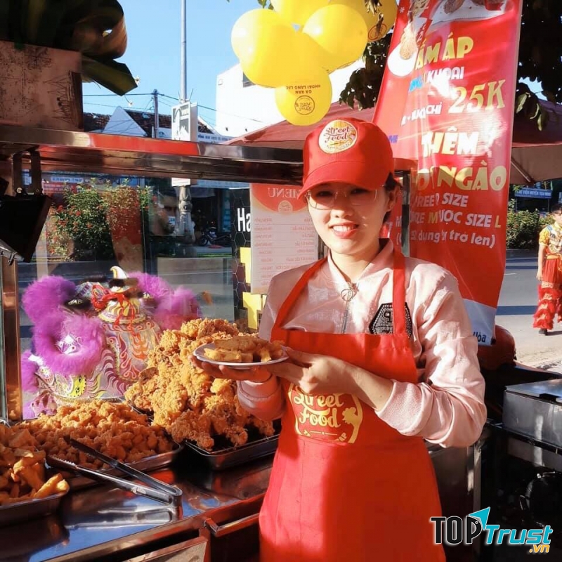 Gà rán Khoai Lắc STREET FOOD - Trà sữa 3CE