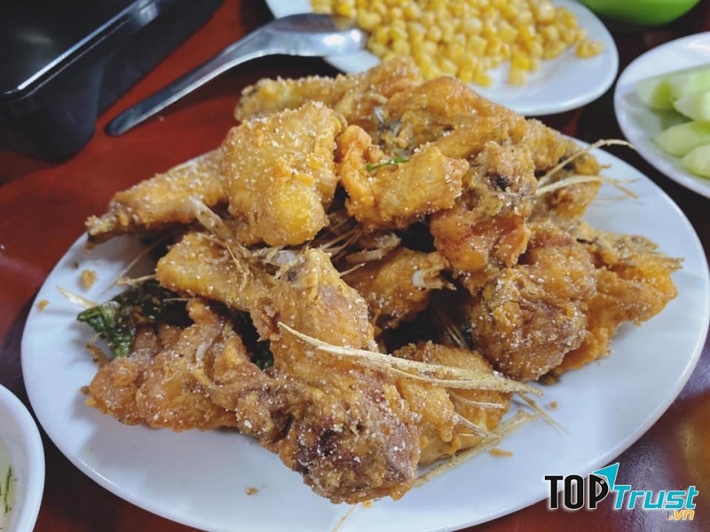 Gà Tươi Mạnh Hoạch Nam Duyên