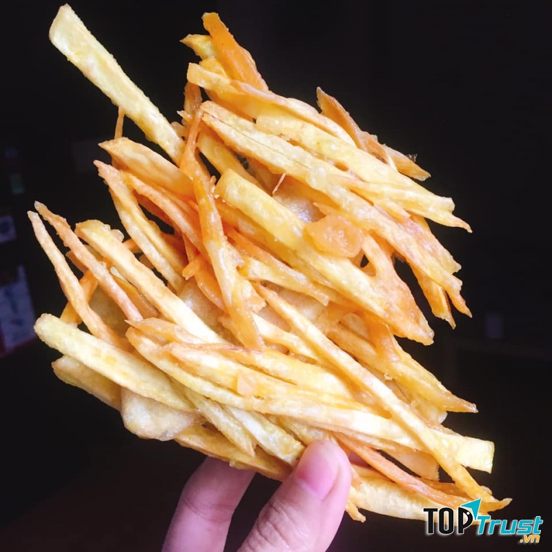 Gà viên chiên, khoai chiên