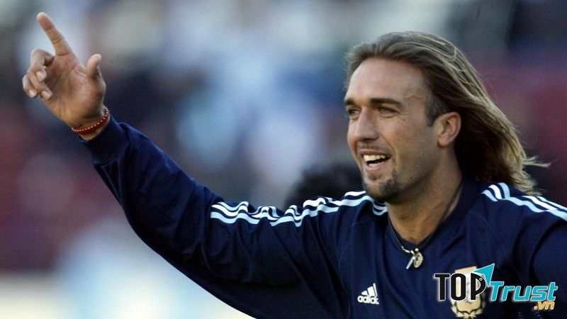 Gabriel Batistuta là một trong những cầu thủ vĩ đại nhất trong lịch sử nền bóng đá Argentina.