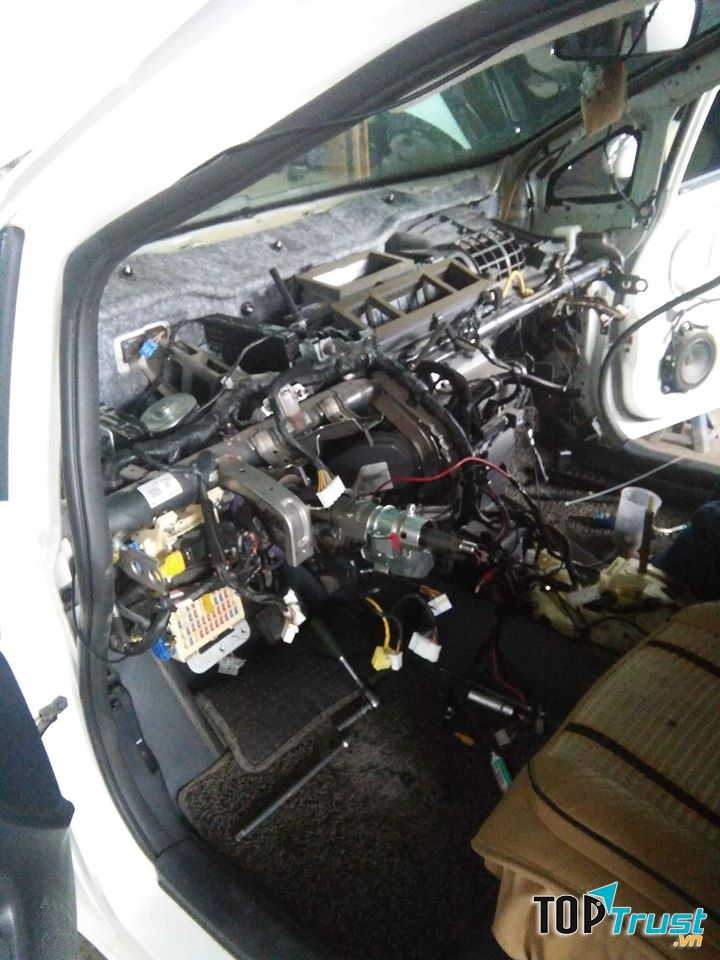 Gara Ô Tô Hoàng Dũng.