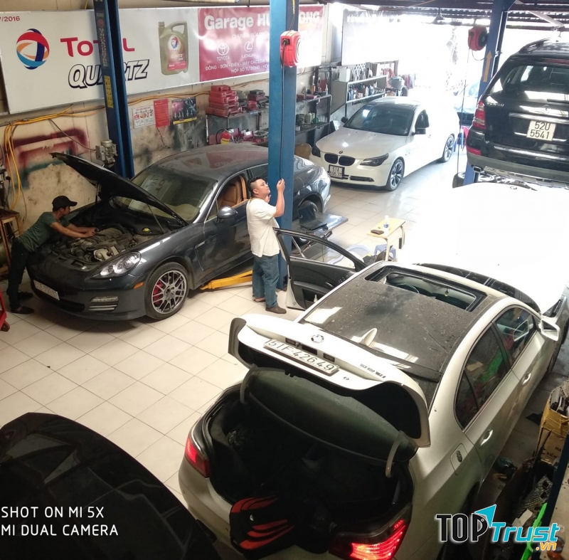 Garage AUTO HUY PHONG