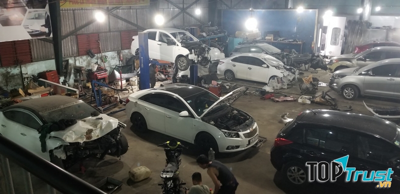 Garage Khánh Hồng