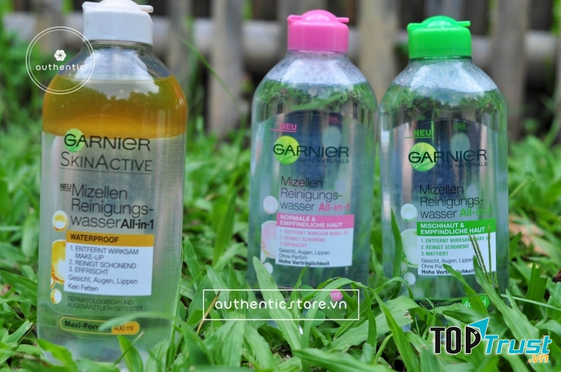 Tẩy trang Garnier Cleansing Water