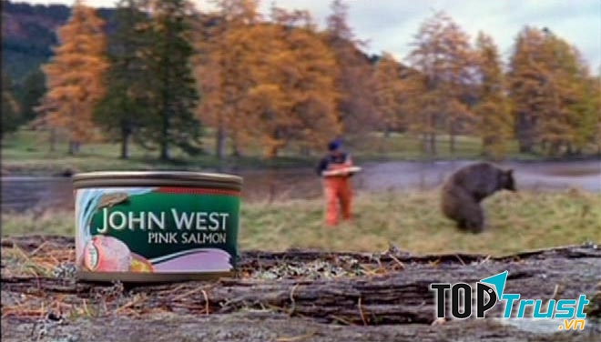 Hãy nhớ tới John khi bạn ăn cá hồi nhé!