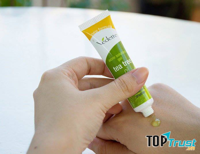 Gel trị mụn Vedette Tea Tree Oil