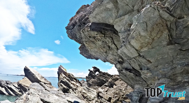 Ghềnh đá Bàn Than