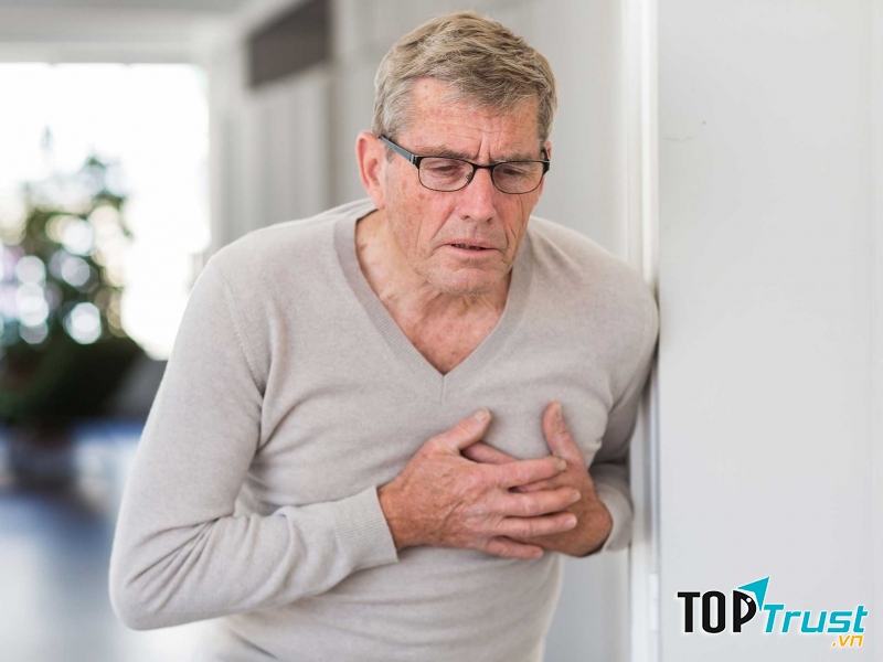 Cảm giác choáng váng, mệt mỏi.