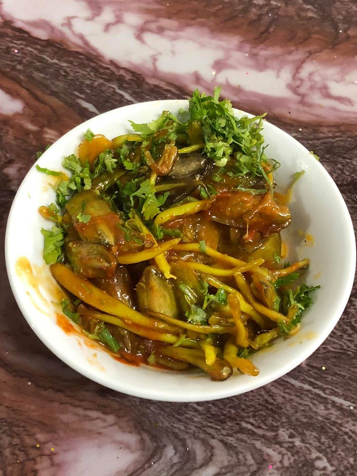 Giá bể xào - chợ Cố Đạo