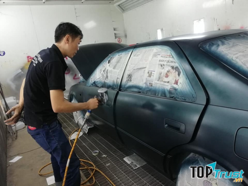 Gara ô tô Gia Định